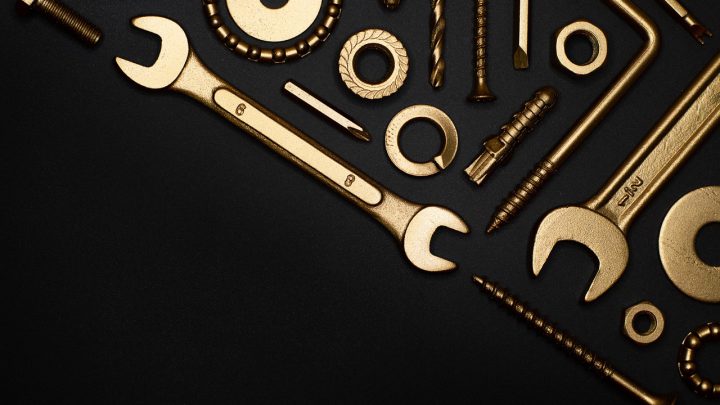 Wyższe wykształcenie czy specjalistyczne kursy?