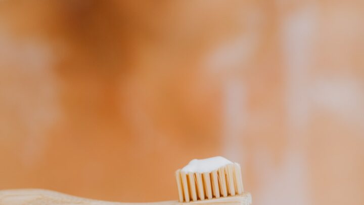 Czy refluks potęguje ból zębów?