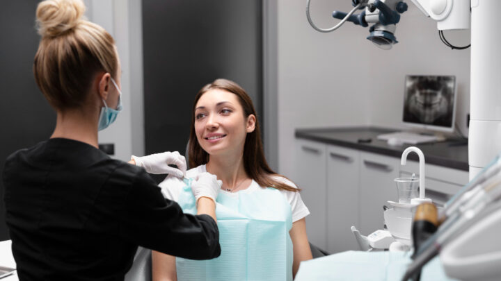 Pierwszy etap zakładania implantu zębowego – konsultacja i diagnostyka