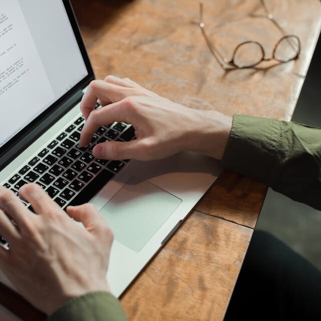 Jak zwiększyć liczbę leadów B2B na stronie internetowej?